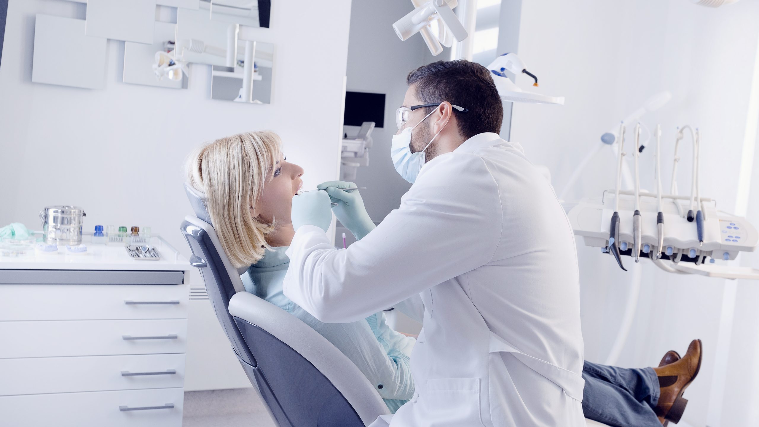 Dentist in Holland, MI